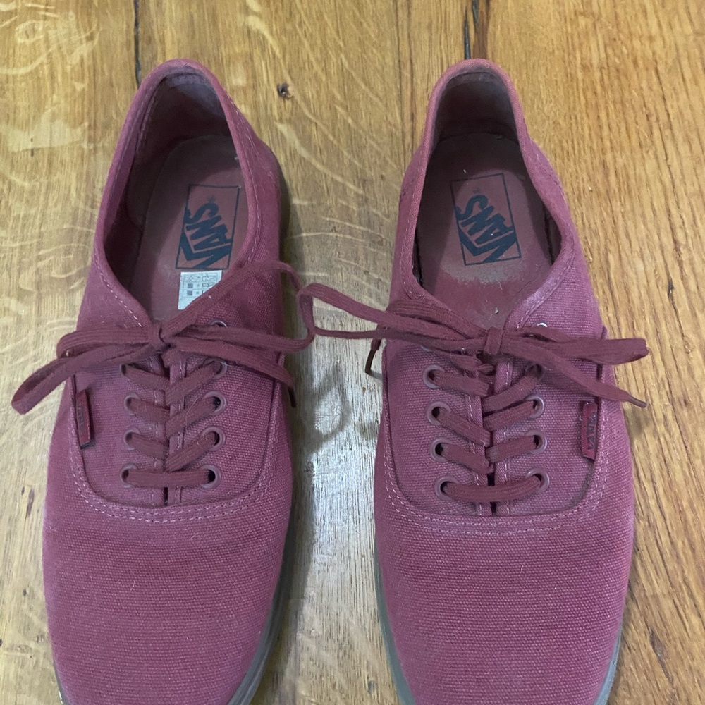 Vans Maroon Canvas Comfortable Lace-Up Shoes, Perfect to Dress Up or Down, Sz 10 - Picture 1 of 9